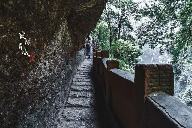 青城山旅游路线，青城山最详细攻略（如此详细的景点介绍你确定看过吗）