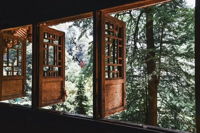 青城山旅游路线，青城山最详细攻略（如此详细的景点介绍你确定看过吗）