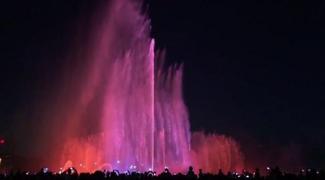 大雁塔音乐喷泉时间表，大雁塔音乐喷泉时间（大雁塔音乐喷泉表演时间调整了）