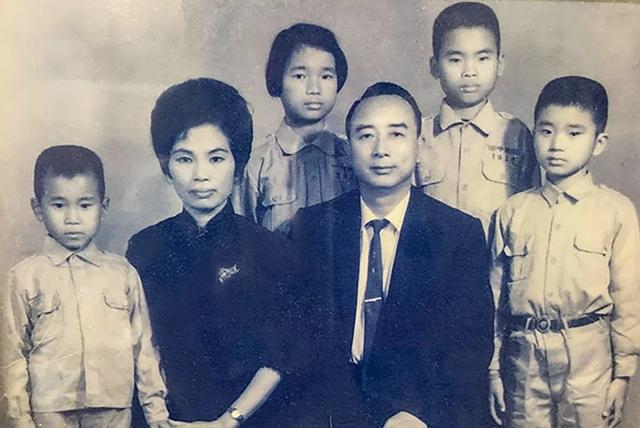 龙应台的作品有哪些，龙应台的书有哪些的书（龙应台辞官照顾失忆母亲）