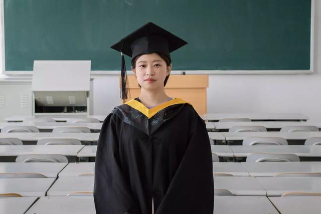 学士服怎么穿，学士服怎么穿领带（学位服的穿搭文化你了解吗）