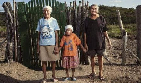 世界上真的有小人国吗，世界上真的有大人国和小人国吗（人均身高不足一米四五）