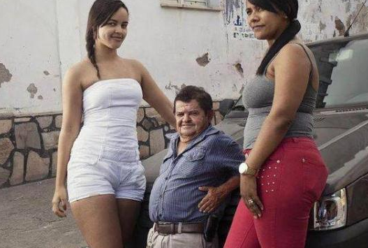 世界上真的有小人国吗，世界上真的有大人国和小人国吗（人均身高不足一米四五）