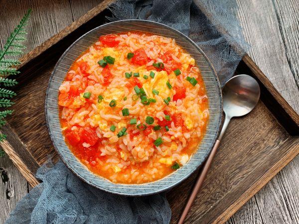 一整个番茄饭的做法,一颗番茄饭的做法窍门(美食有花样#番茄浓汤烩饭)