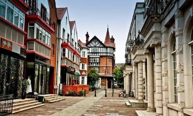 上海哪些地方好玩，上海市区有哪些地方好玩呢（教堂、弄堂、古镇...上海超美的6大免费景点）