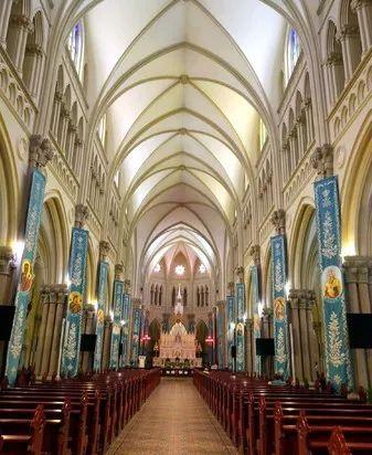 上海哪些地方好玩，上海市区有哪些地方好玩呢（教堂、弄堂、古镇...上海超美的6大免费景点）