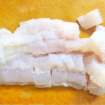 鱼豆腐怎么做好吃，油豆腐怎么做好吃视频（鱼豆腐）