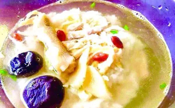 梦见矮脚鸡是什么意思 梦见矮脚鸡有什么预兆，梦见矮脚鸡是什么意思（来自世界稻作文化发源地）