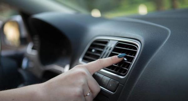 车内除异味特效方法，车内异味最有效的方法（汽车异味挥散不去）