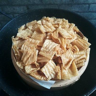 辣条怎么做家庭做法，辣条怎么做家庭做法窍门（自制辣条）