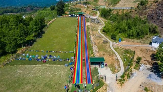 纸牌金陵十三钗游戏规则，金陵十三钗游戏规则怎样的（这些景区门票能打折）