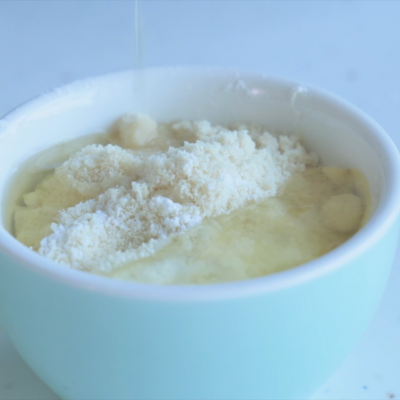 微波炉蛋糕的做法，家庭微波炉蛋糕的做法（微波炉蛋糕）