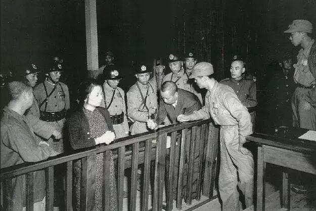 耳语是什么意思，他是我党打入敌人内部的“一号人物”