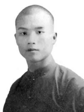 耳语是什么意思，他是我党打入敌人内部的“一号人物”