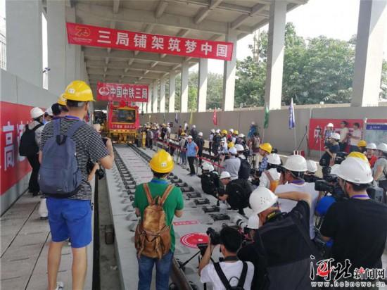 京张高铁正线全长多少公里，京张高铁正线全长约多少公里（高速列车将从这里驶向张家口）