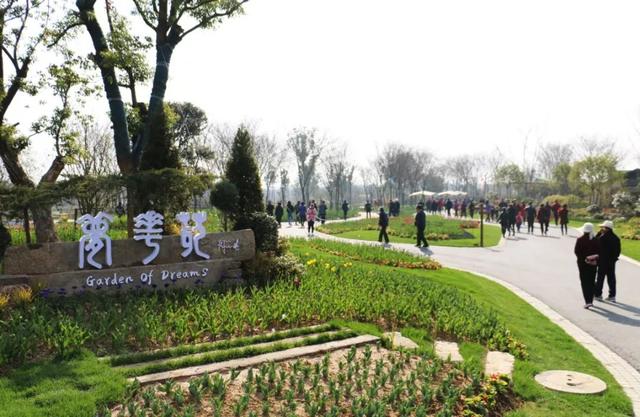 纸牌金陵十三钗游戏规则，金陵十三钗游戏规则怎样的（这些景区门票能打折）