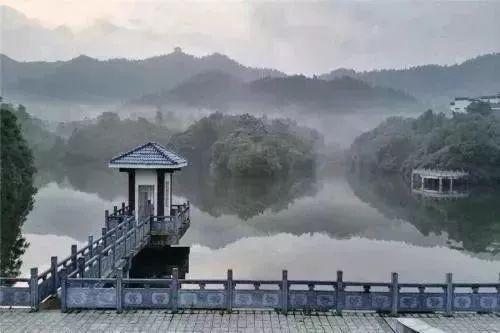 纸牌金陵十三钗游戏规则，金陵十三钗游戏规则怎样的（这些景区门票能打折）