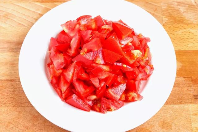 素炒茄子洋葱做法，红烧茄子洋葱的做法（夏季必吃的番茄）