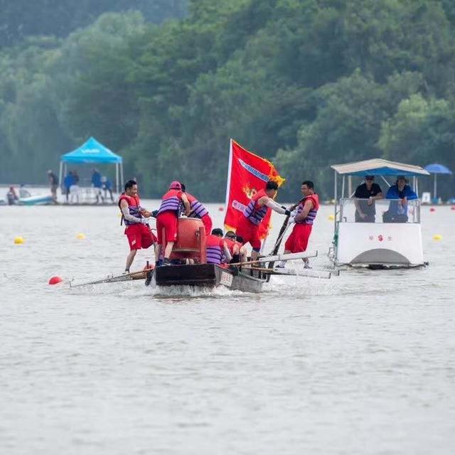 橹和桨的区别，桨和橹是什么意思（带你读懂江南民俗踏白船）
