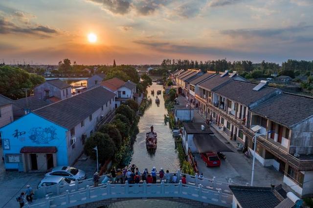 橹和桨的区别，桨和橹是什么意思（带你读懂江南民俗踏白船）