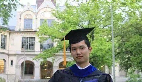 undergraduate和graduate区别，undergraduate（留学美国四年的中国“状元”）