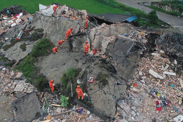 双河市属于哪个地区，双河市属于哪个地区管理（航拍震中四川长宁县双河镇）