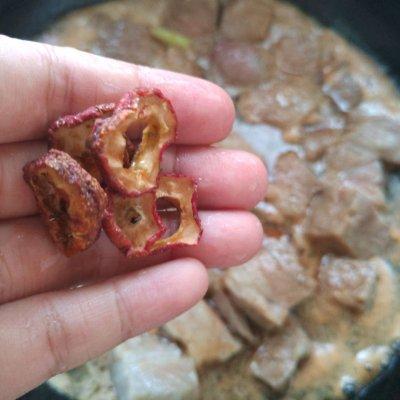 红烧鲶鱼的家常做法，红烧鲶鱼的家常做法视频（给老爸做道菜#红烧牛肉）