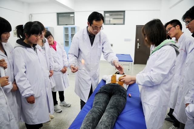 江苏建康职业学院，江苏卫生健康职业学院在哪里（江苏卫生健康职业学院）