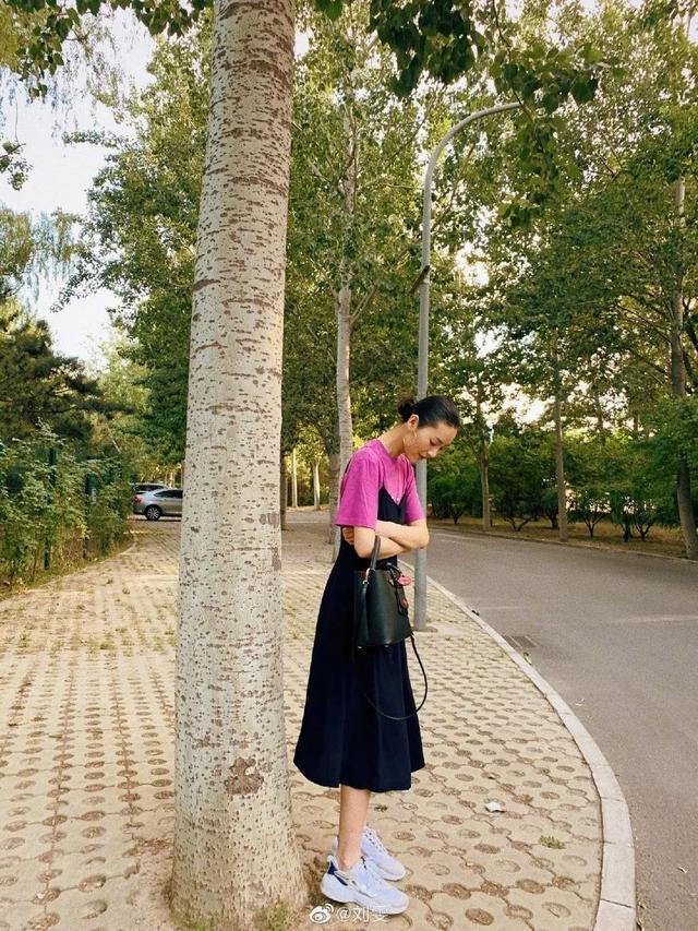 密室逃脱绝境四迷失森林攻略第一关Jimmy，密室逃脱绝境系列4迷失森林通关流程攻略（运动鞋，还能穿出什么花儿）