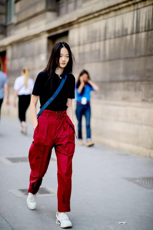 密室逃脱绝境四迷失森林攻略第一关Jimmy，密室逃脱绝境系列4迷失森林通关流程攻略（运动鞋，还能穿出什么花儿）