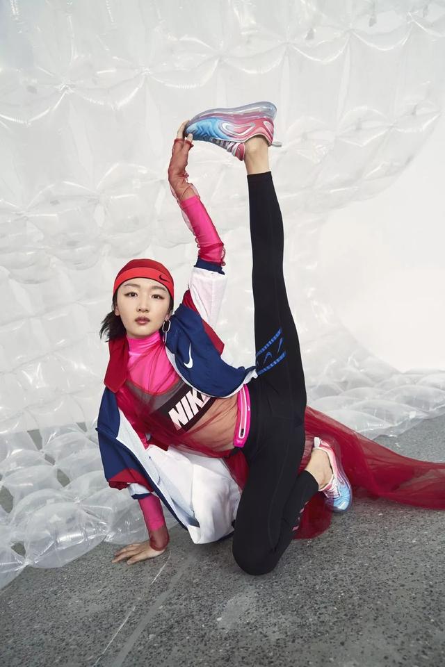 密室逃脱绝境四迷失森林攻略第一关Jimmy，密室逃脱绝境系列4迷失森林通关流程攻略（运动鞋，还能穿出什么花儿）