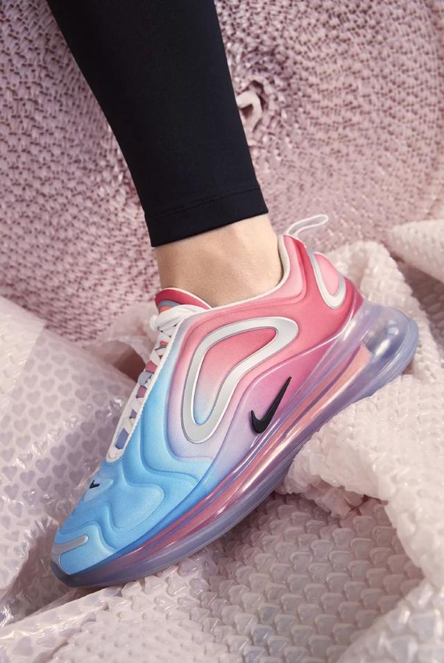 密室逃脱绝境四迷失森林攻略第一关Jimmy，密室逃脱绝境系列4迷失森林通关流程攻略（运动鞋，还能穿出什么花儿）