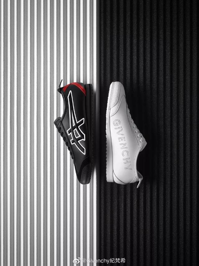 密室逃脱绝境四迷失森林攻略第一关Jimmy，密室逃脱绝境系列4迷失森林通关流程攻略（运动鞋，还能穿出什么花儿）