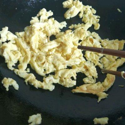 新鲜黄花菜怎么做好吃，新鲜黄花菜怎么炒好吃（）