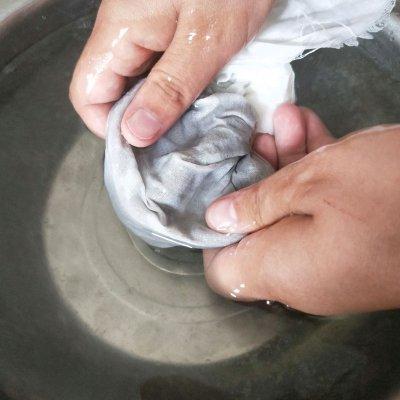 冰粉怎么做 冰粉的制作方法，冰粉怎么做（自制手搓冰粉的绝味秘籍）