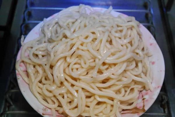 大厨教你做素炒面，大厨教你这道家常时蔬炒面