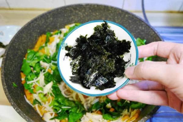 大厨教你做素炒面，大厨教你这道家常时蔬炒面