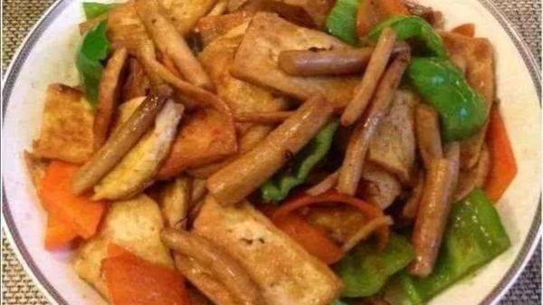 新鲜茶树菇要焯水吗，鲜茶树菇用不用焯水（孩子隔天就要吃）