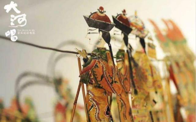 张贤亮 绿化树，张贤亮的生平简介（我听到《绿化树》的海喜喜在歌唱）