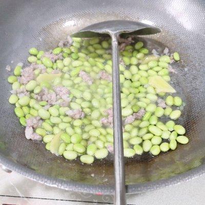 青豆怎么炒好吃，毛豆怎么炒好吃又简单（#花10分钟，做一道菜）