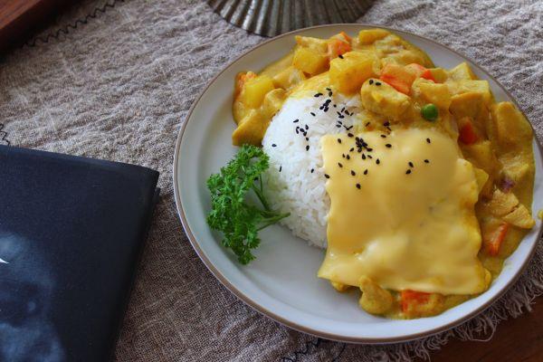 米饭和咖喱怎么做好吃，咖喱鸡肉饭这样做才好吃