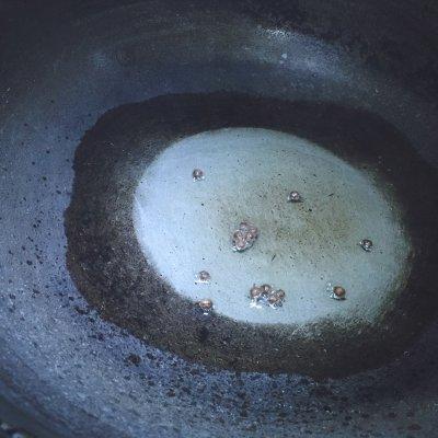 清蒸鲟鱼的家常做法，清蒸鲟鱼怎么做好吃又简单（———鲟鱼蒸吃）