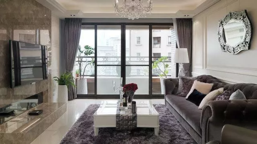 客厅乳胶漆刷什么颜色好看，客厅背景墙刷什么颜色的乳胶漆好看（客厅乳胶漆用什么颜色好看）