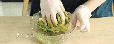 绿豆糕的做法是什么，绿豆糕是用什么做的（史上最好吃的绿豆糕做法）
