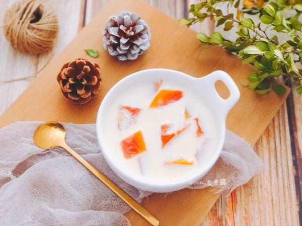 木瓜炖牛奶的功效，牛奶木瓜下奶汤怎么做（这么美味的木瓜炖牛奶都没吃过）