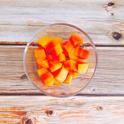 木瓜炖牛奶的功效，牛奶木瓜下奶汤怎么做（这么美味的木瓜炖牛奶都没吃过）