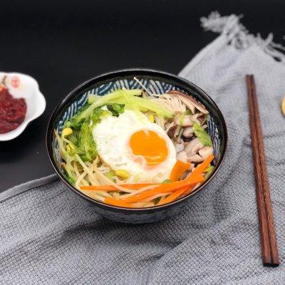 韩式石锅拌饭介绍，韩式拌饭走起