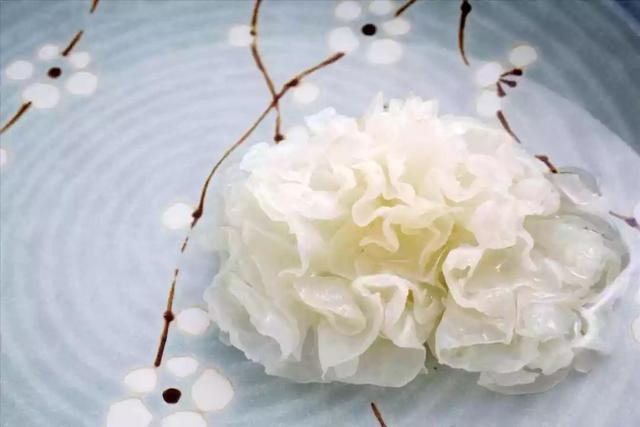 鲜银耳放冰箱可以保存多久，泡好的银耳可以冷冻保存吗（这些事一次说清楚）