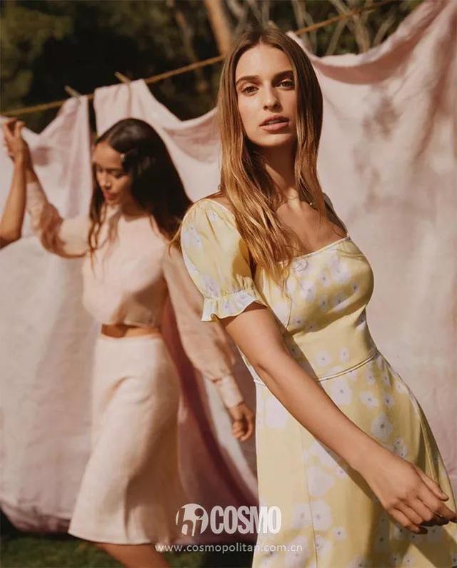 抖音整个夏天想和你环游世界是什么歌，整个夏天都想和你环游世界的歌（这是肯豆最最甜的一次）