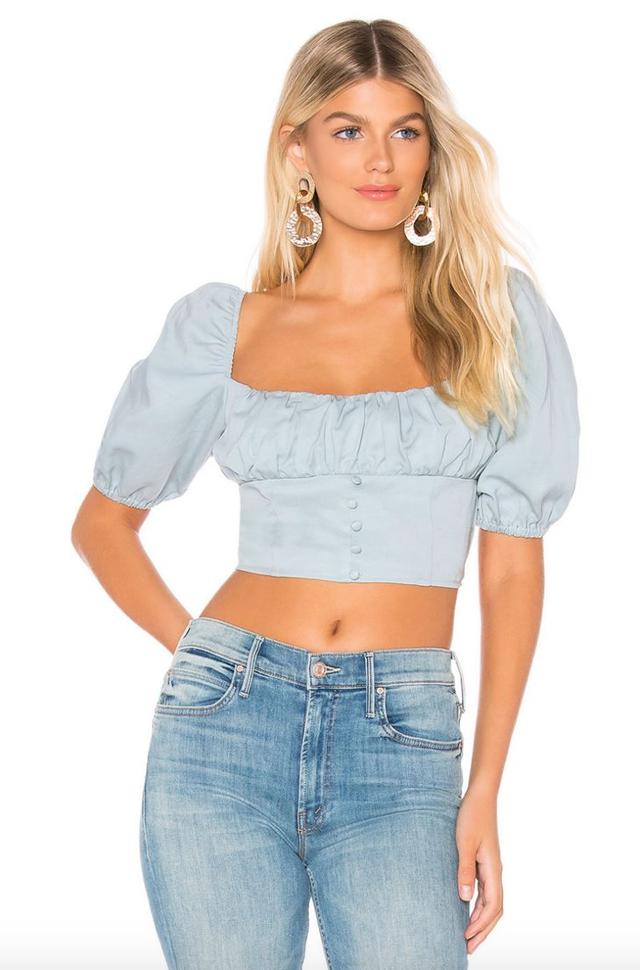 抖音整个夏天想和你环游世界是什么歌，整个夏天都想和你环游世界的歌（这是肯豆最最甜的一次）